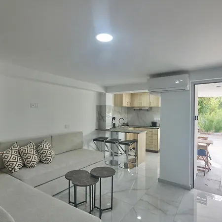 Gold Emerging Ltd 5 Appartement