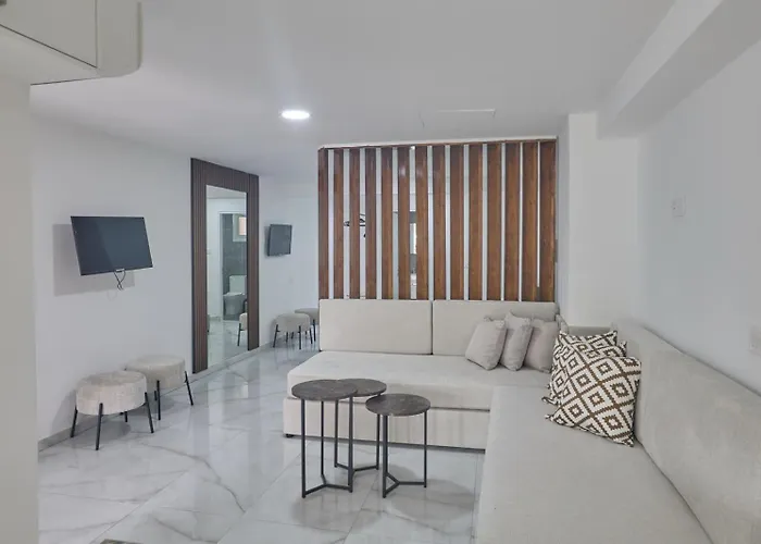 Gold Emerging Ltd 5 Apartment